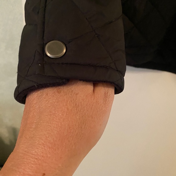 Black Quilted Stitch Winter Jacket - Picture 3 of 5
